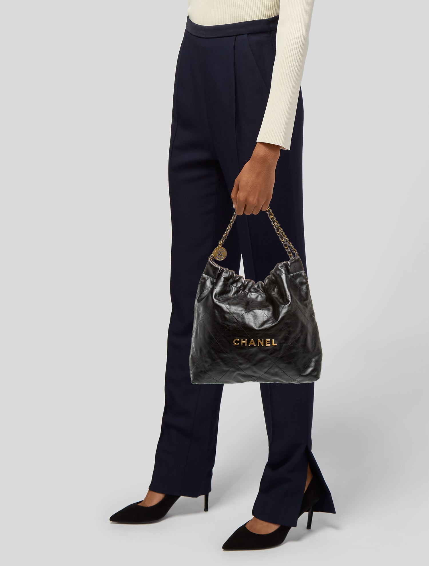 Chanel Medium 22 Hobo