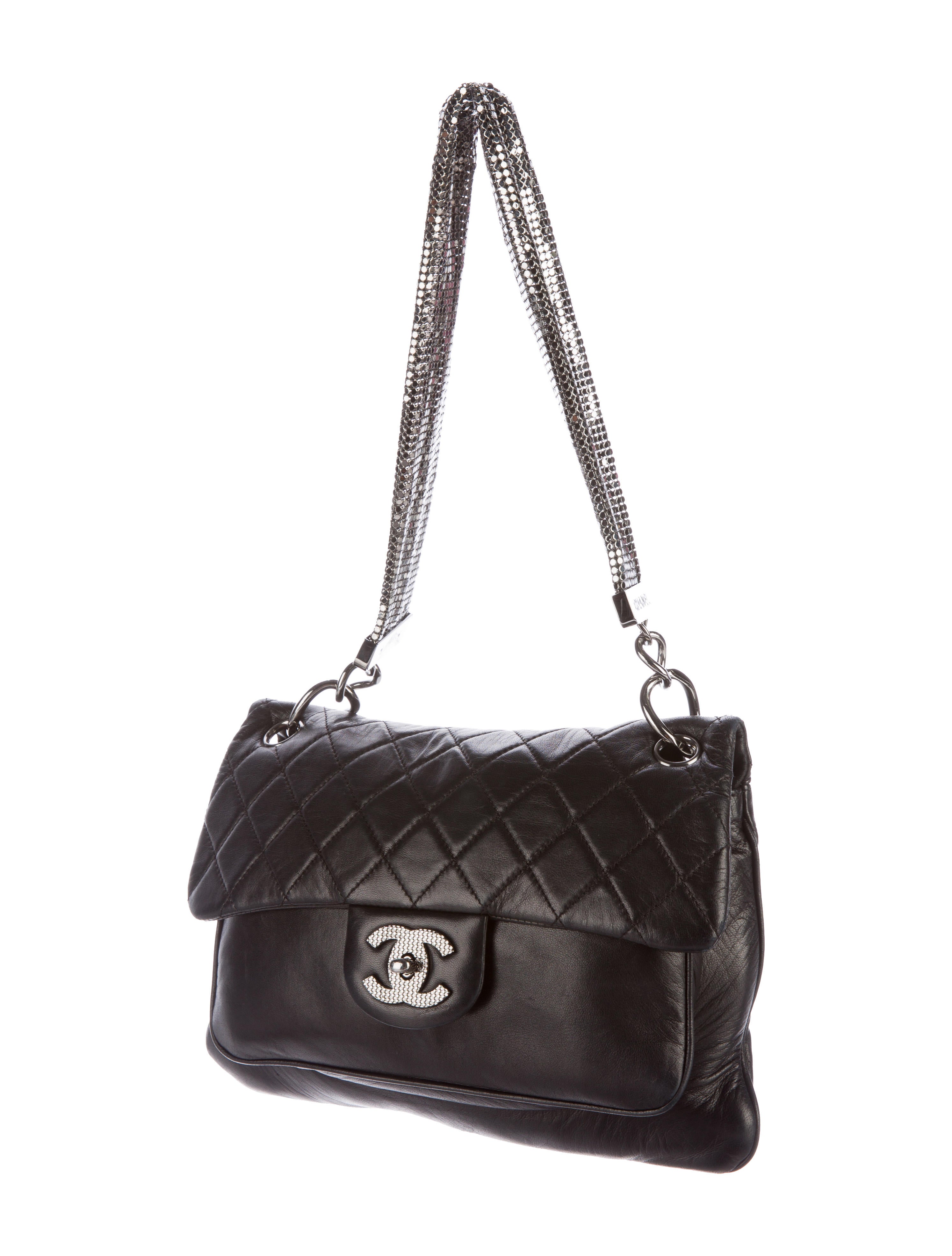 chanel flap chain bag