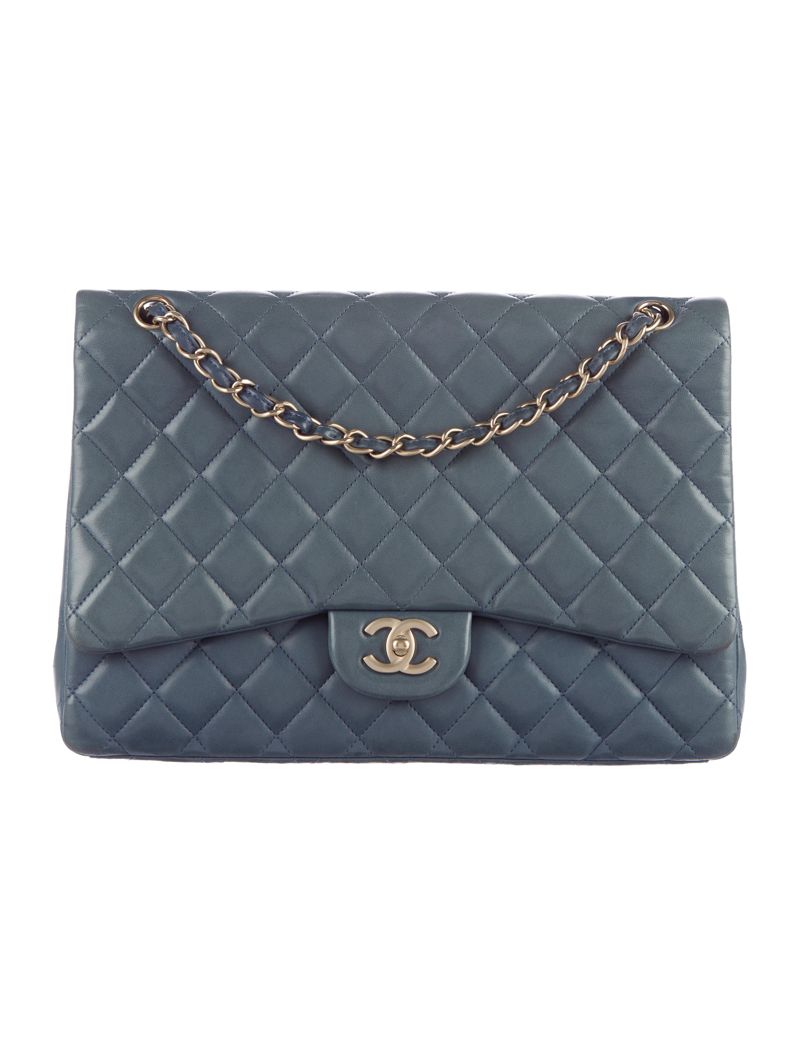 Chanel Classic Maxi Single Flap Bag