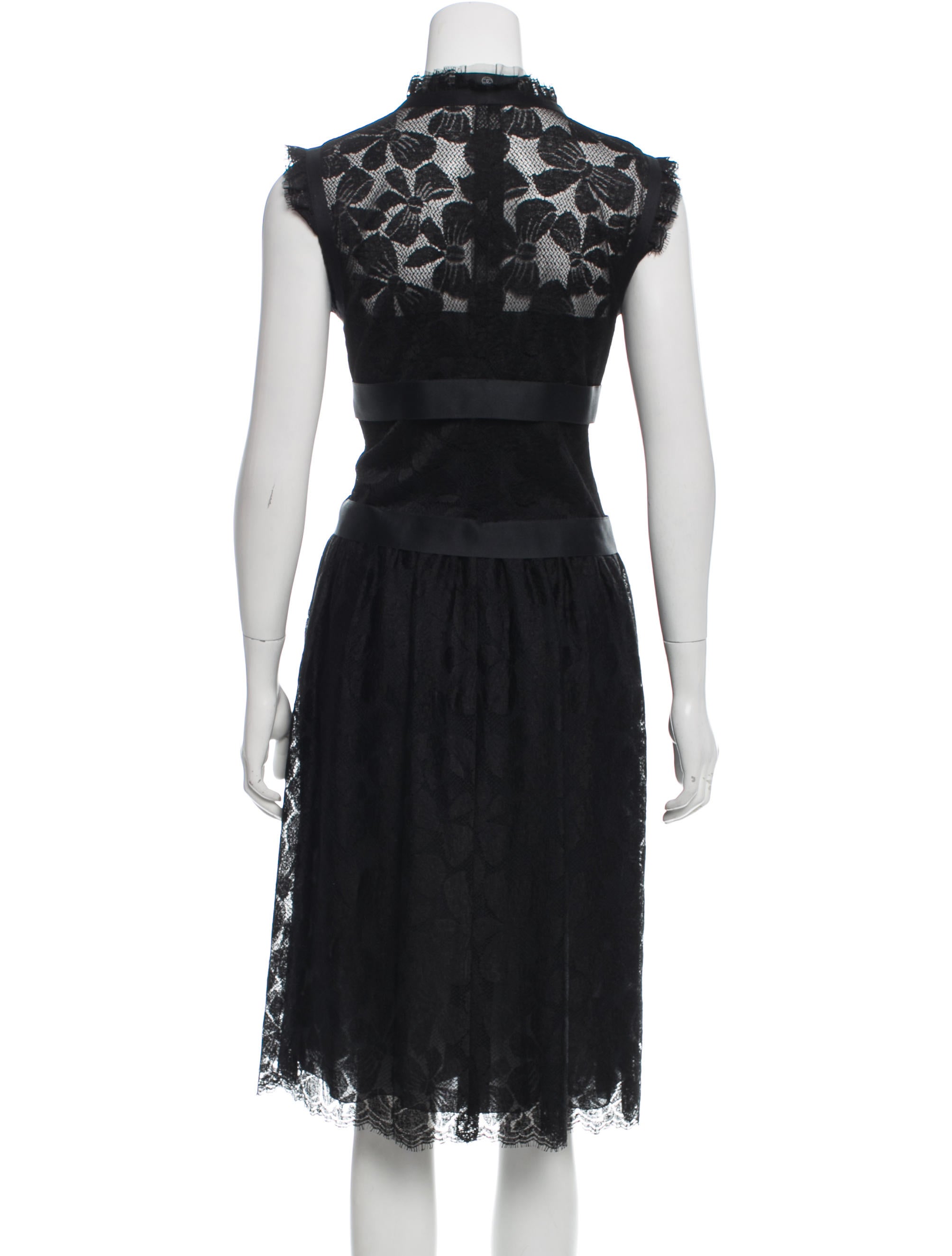 Chanel Pleated Lace Dress Dresses CHA181704 The RealReal