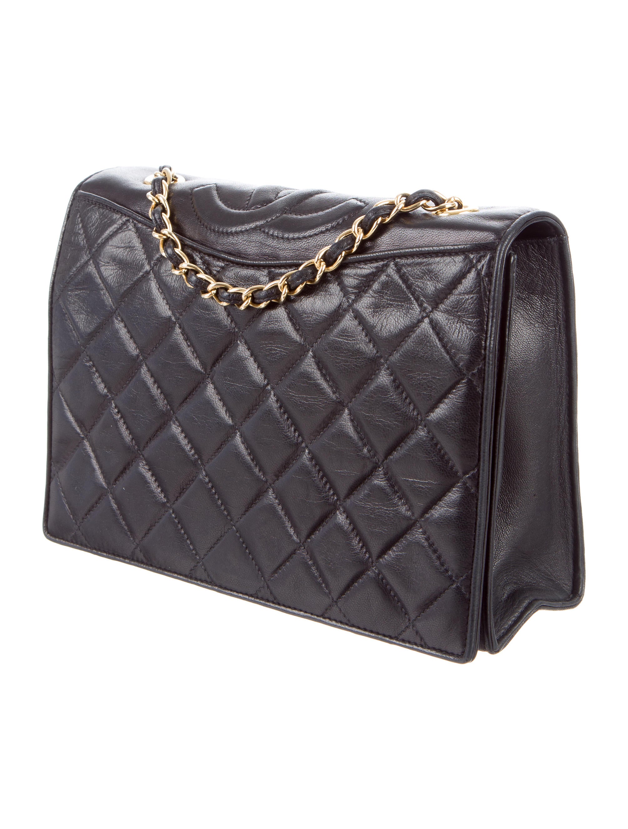 Chanel Vintage Quilted CC Flap Bag Handbags CHA182585 The RealReal