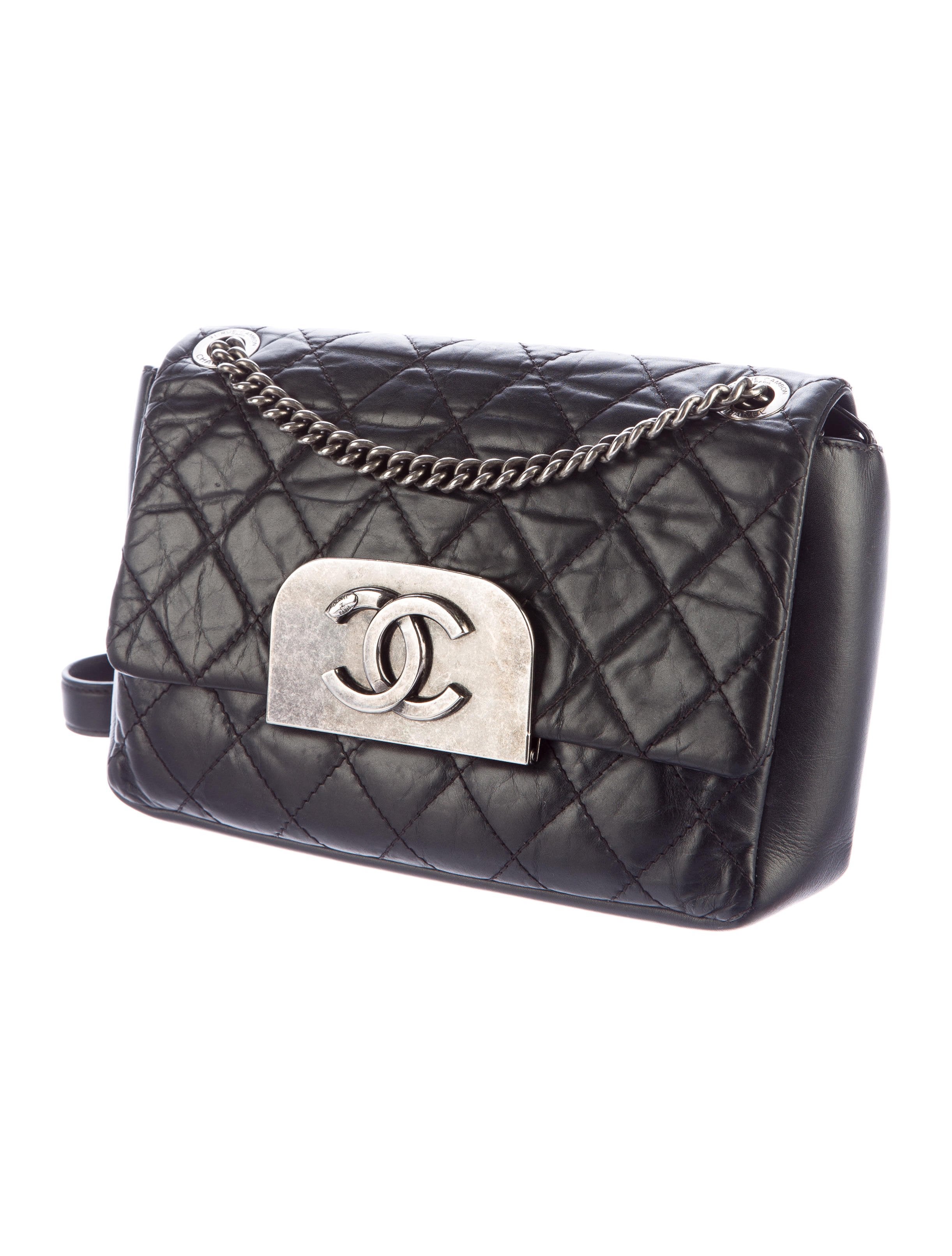 Chanel Quilted CC Square Flap Bag Handbags CHA187787 The RealReal