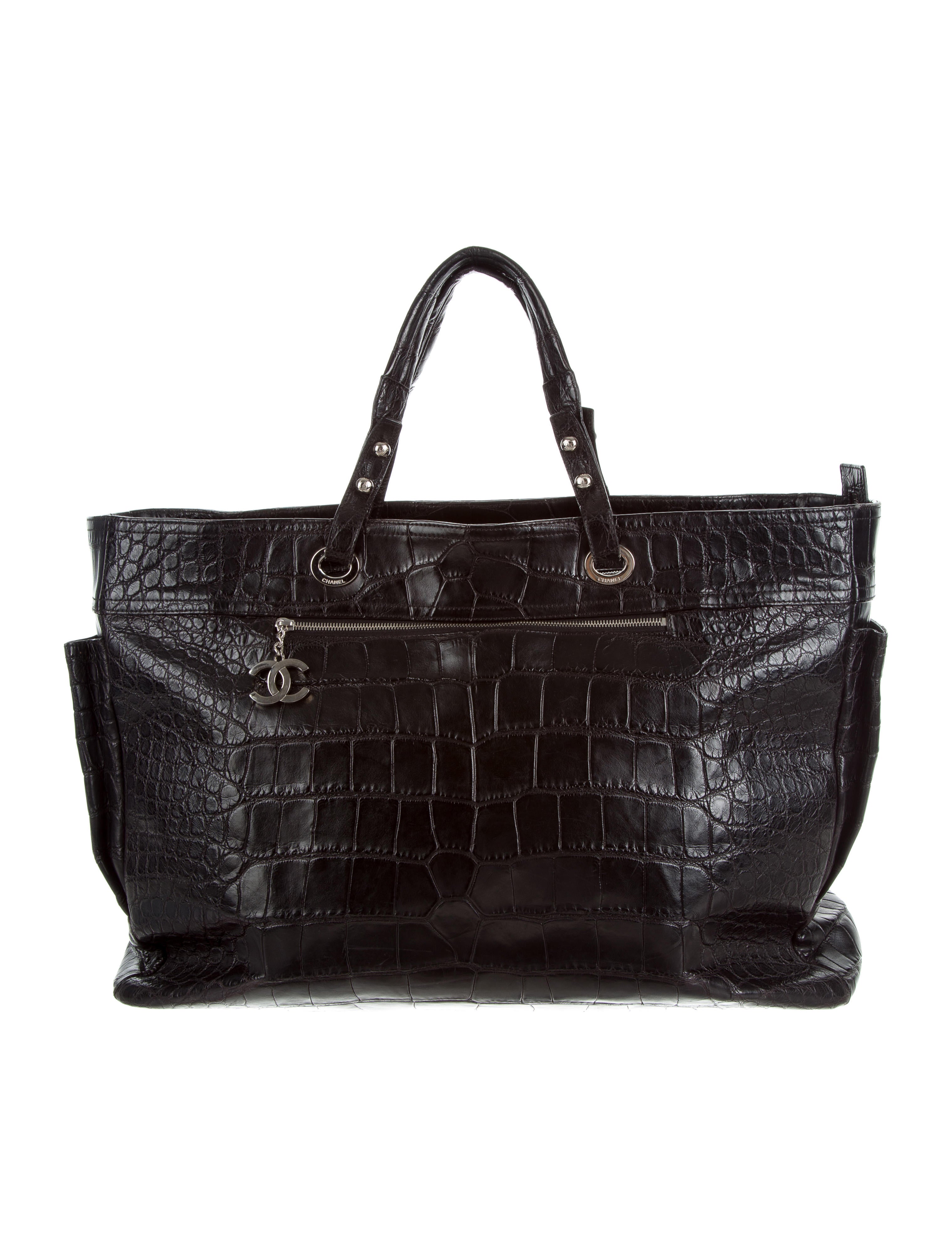 シャネル Chanel Crocodile Paris-Biarritz XL Tote - Black Luggage and Travel