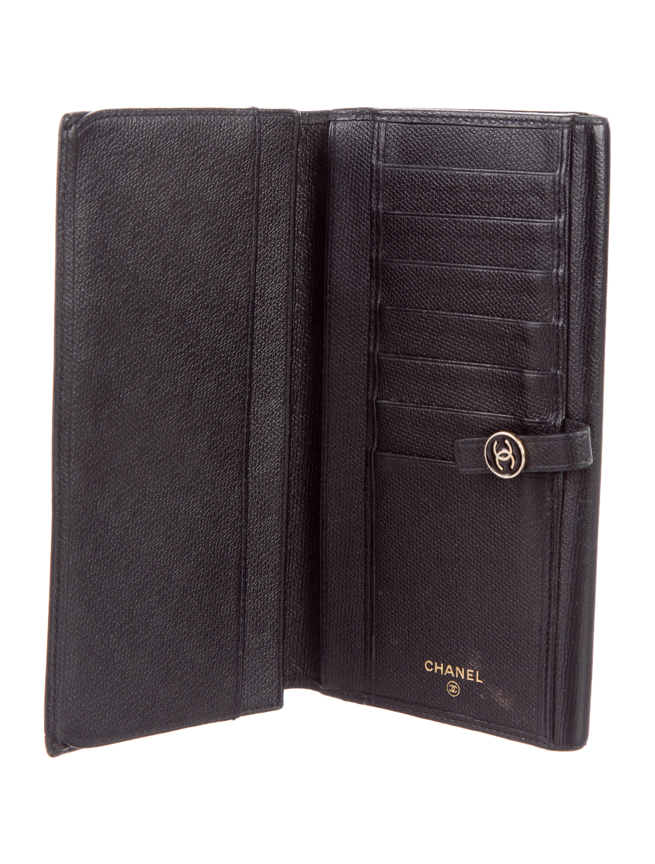 Chanel Leather Continental Wallet Accessories CHA203018 The RealReal