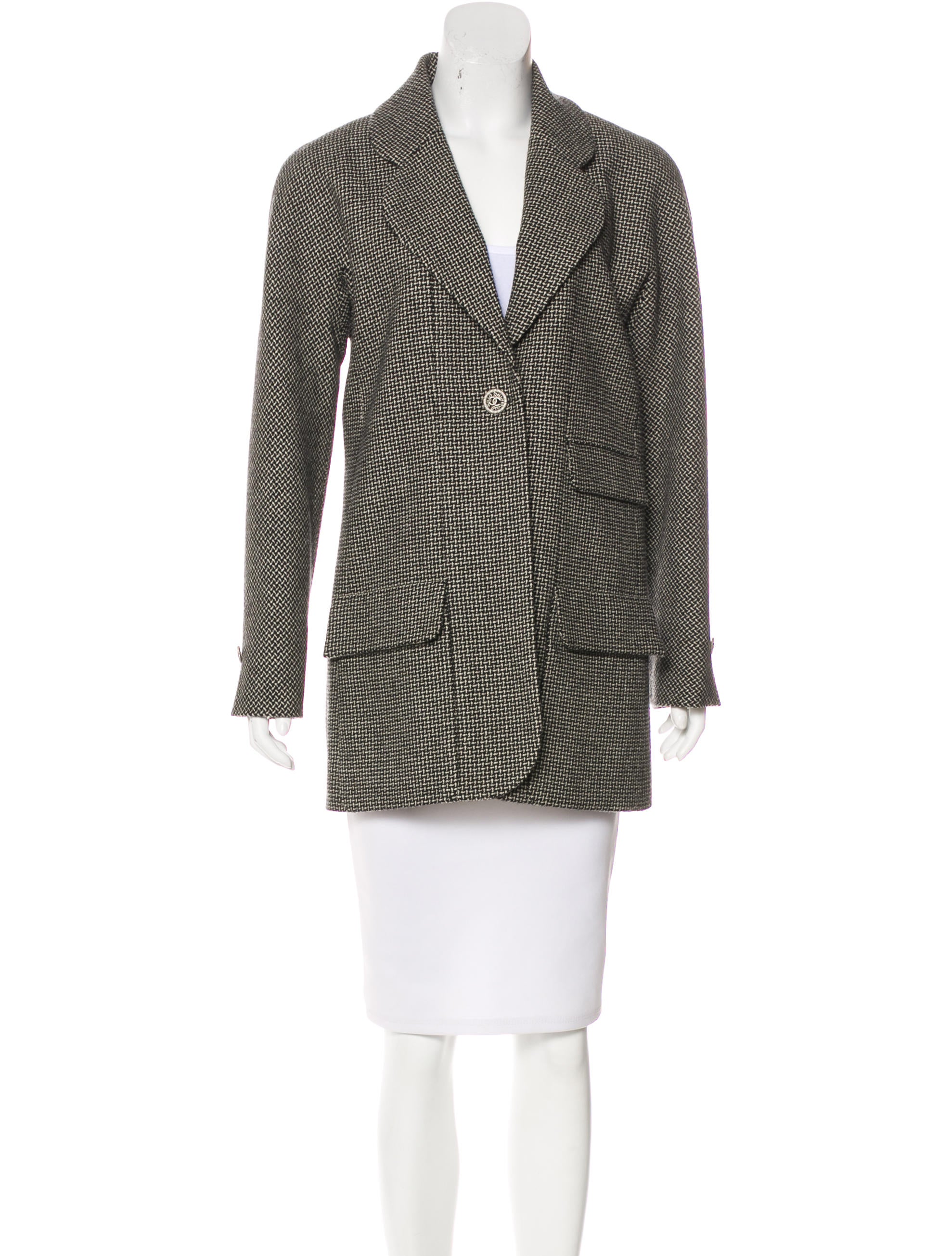 Navigation menu Pendleton crafts women's wool jackets & blazers from luxurious, premium wool. Shop casual blazers for women now.