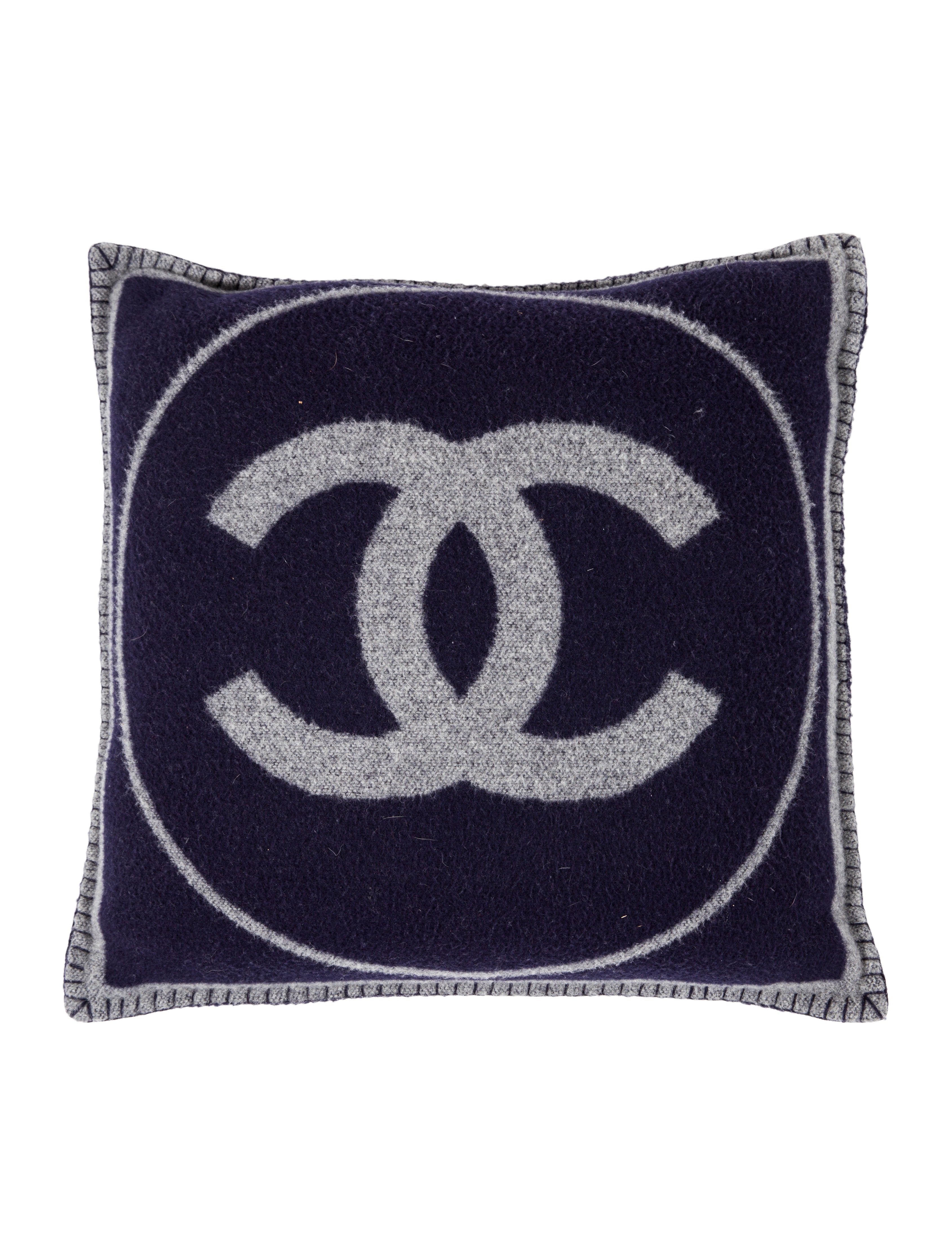 Chanel CC Wool Throw Pillow - Bedding And Bath - CHA219084 The RealReal