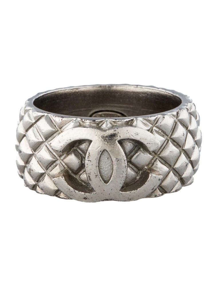 chanel trinity ring