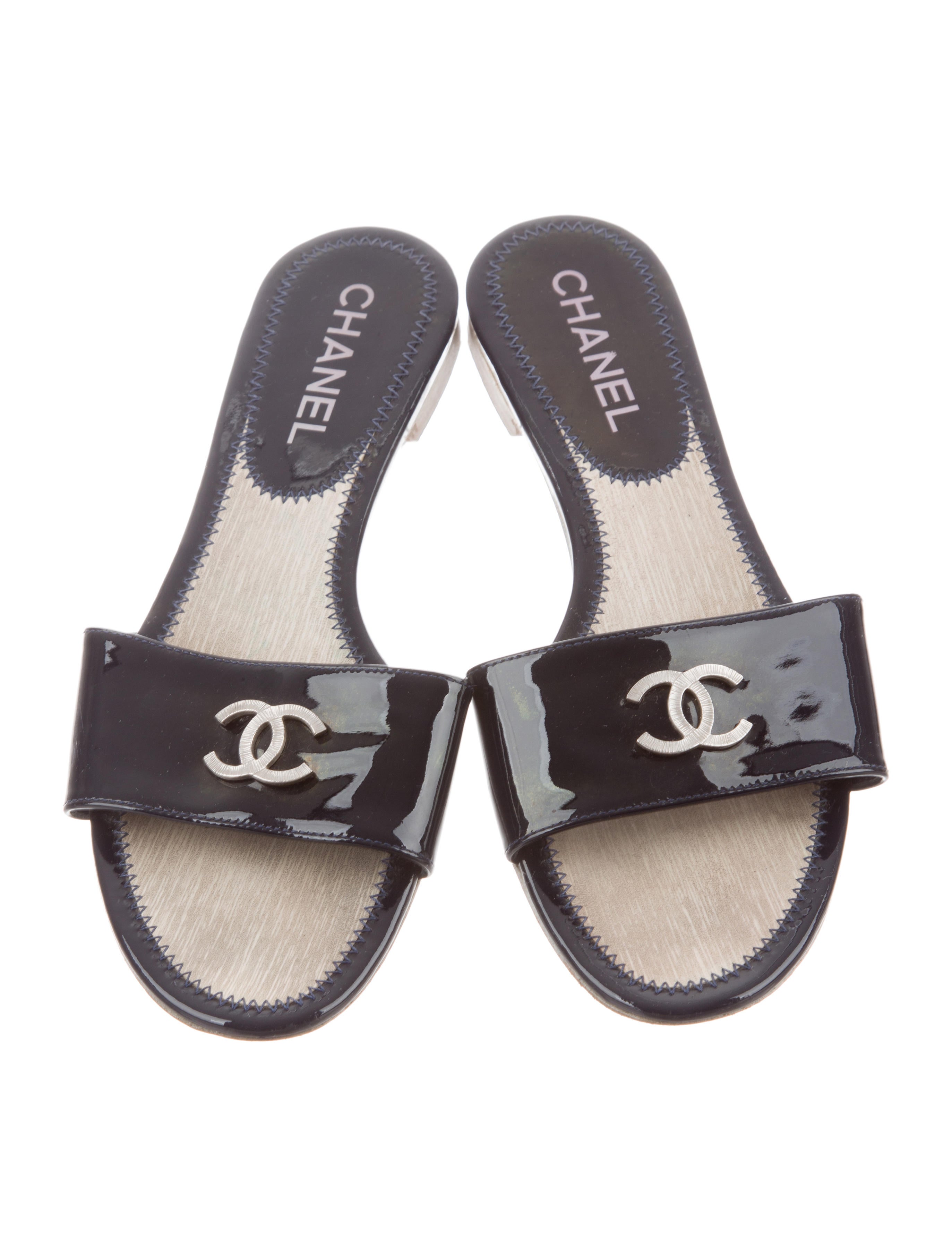 Chanel Patent Leather Slide Sandals Shoes CHA328997 The RealReal