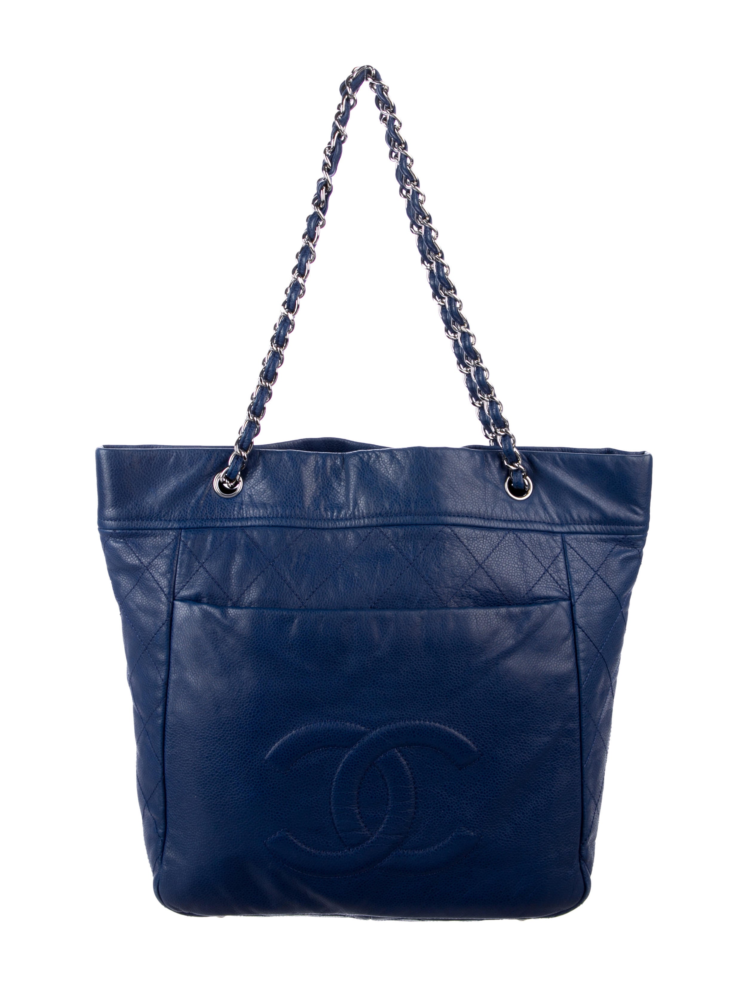 chanel cc timeless tote - handbags - cha339976 | the realreal