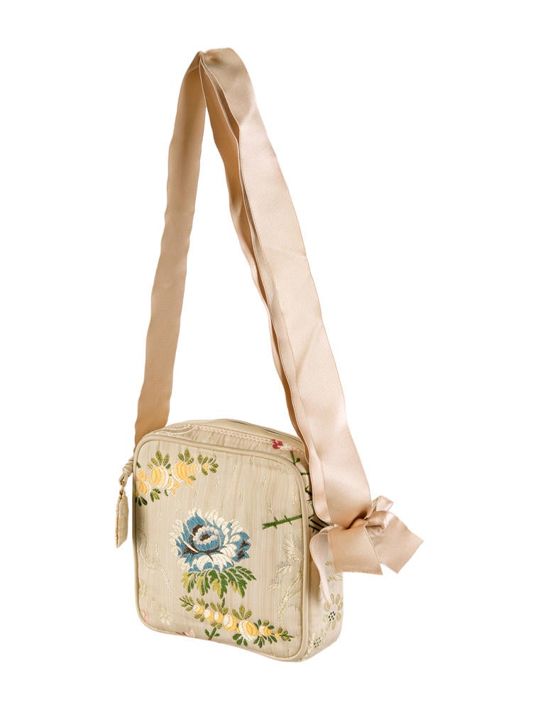 Chanel Crossbody Bag Handbags CHA34561 The RealReal