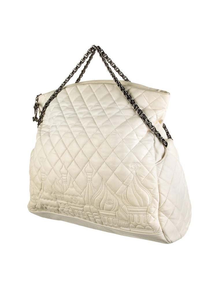 Chanel Paris Moscow Red Square Bag - White Shoulder Bags, Handbags