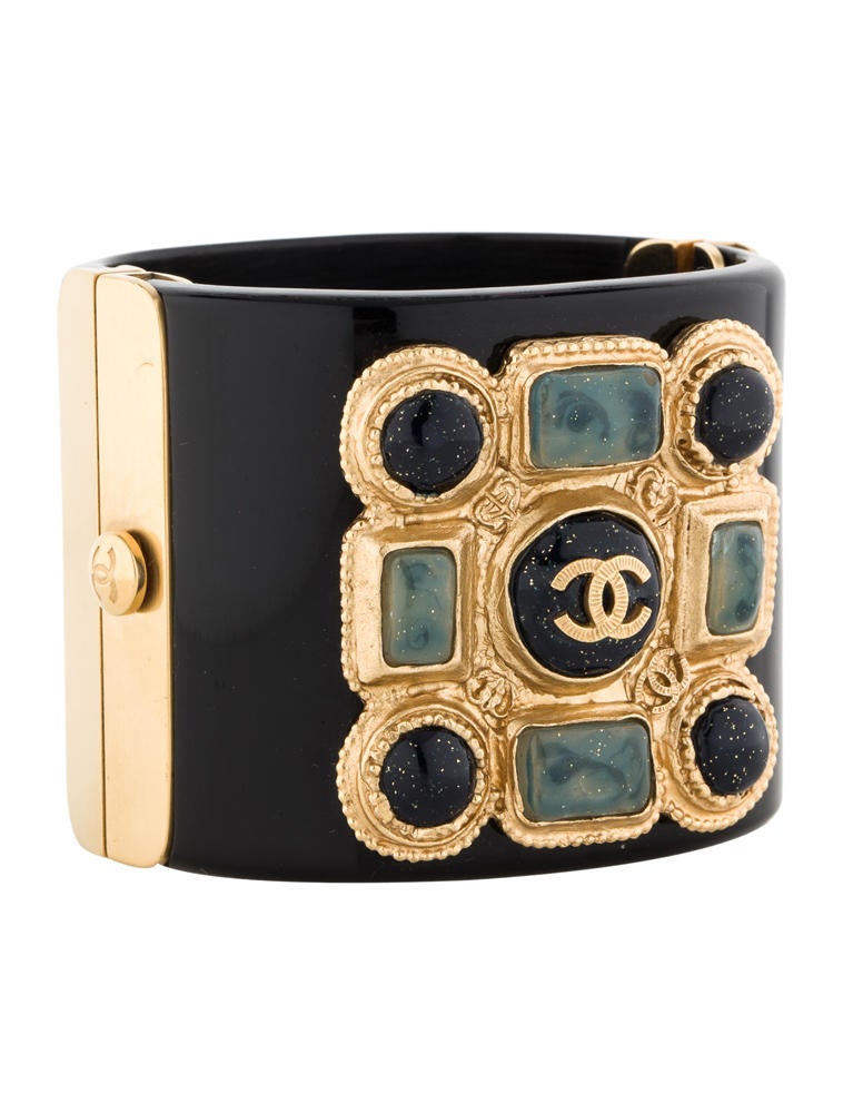 Chanel Bracelet Bracelets CHA40179 The RealReal