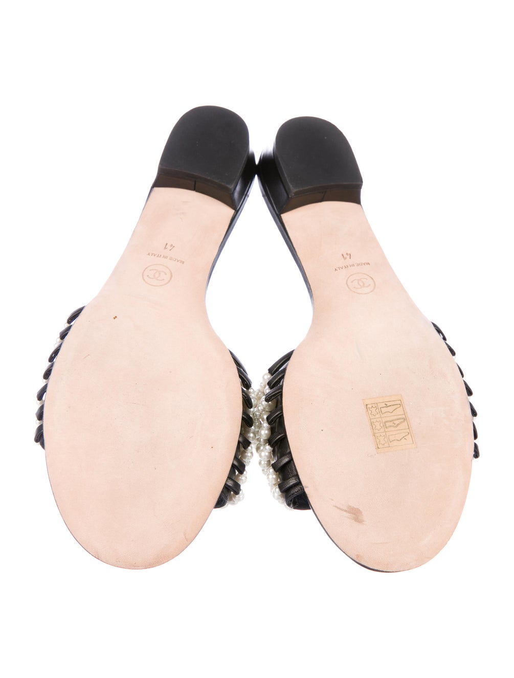 chanel pearl slide sandals