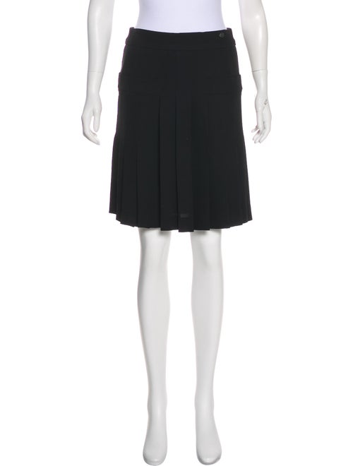 Chanel Silk Pleated Skirt black