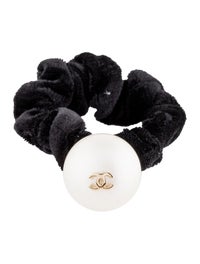 Chanel Pearl Hair Tie Accessories Cha436070 The Realreal