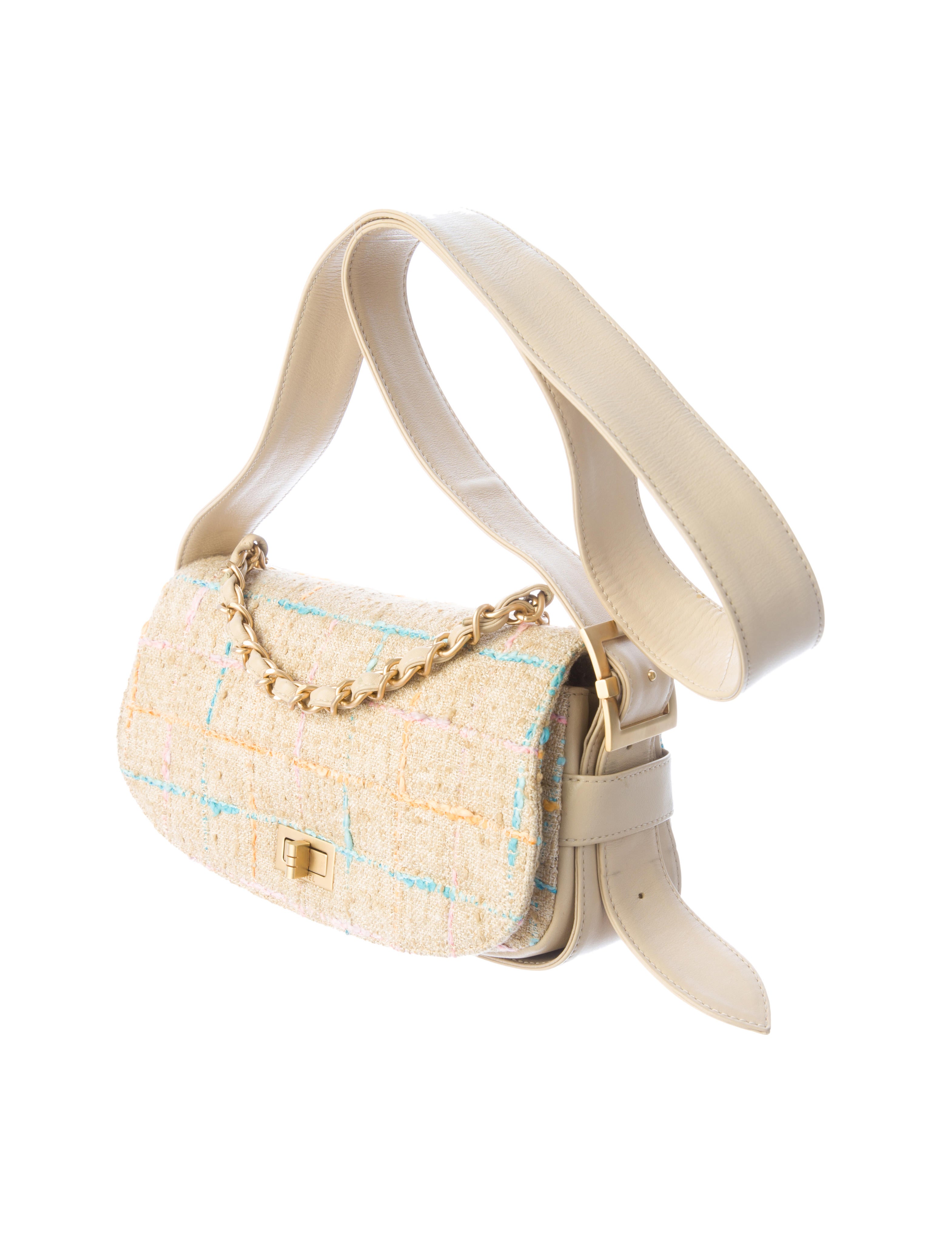 chanel flap tweed