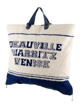 Chanel 2019 Large Shopping Tote