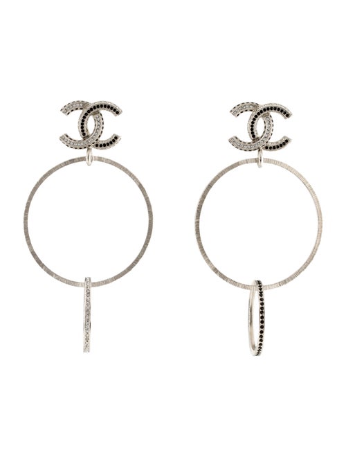 Chanel Strass CC Drop Earrings silver