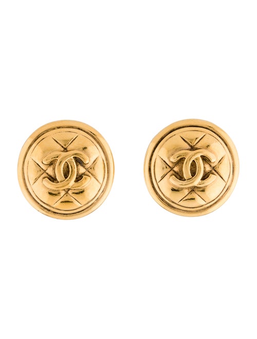 Chanel Vintage Quilted CC Clip-On Earrings Gold