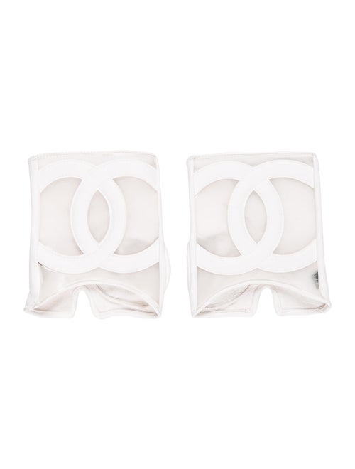 Chanel 2017 CC Fingerless Gloves White