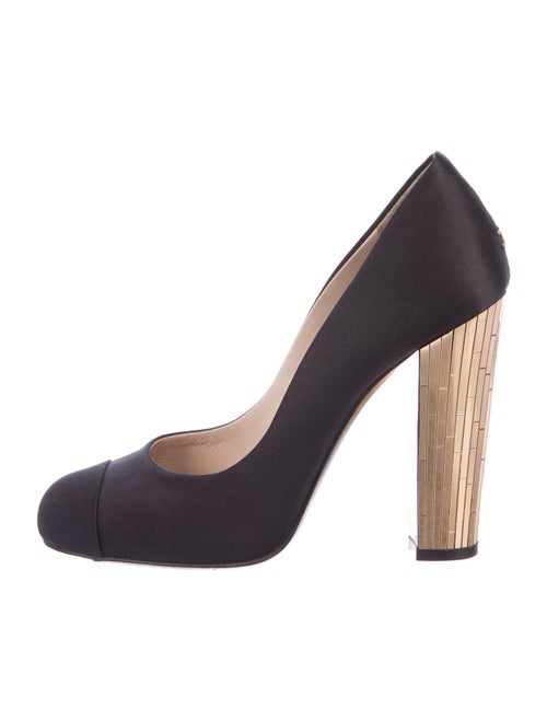 Chanel CC Mirrored Pumps Pumps Black