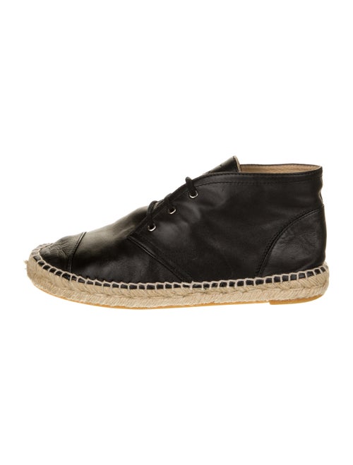 Chanel Interlocking CC Logo Leather Espadrille Sne