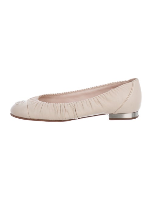 Chanel Interlocking CC Logo Leather Flats