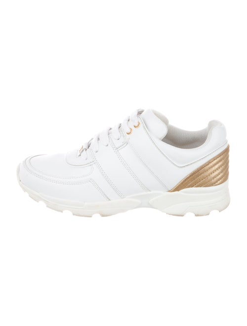 Chanel CC Low-Top Sneakers Sneakers White