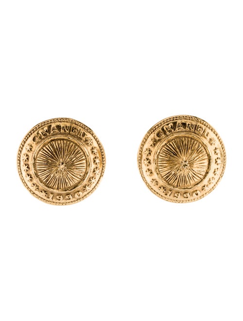 Chanel Vintage Clip-On Earrings Gold