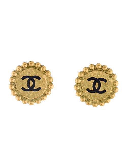 Chanel Vintage CC Clip-On Earrings Gold