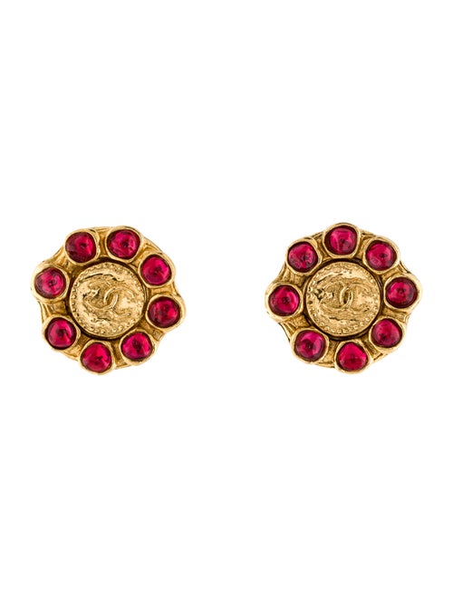 Chanel Vintage Gripoix CC Clip-On Earrings Gold