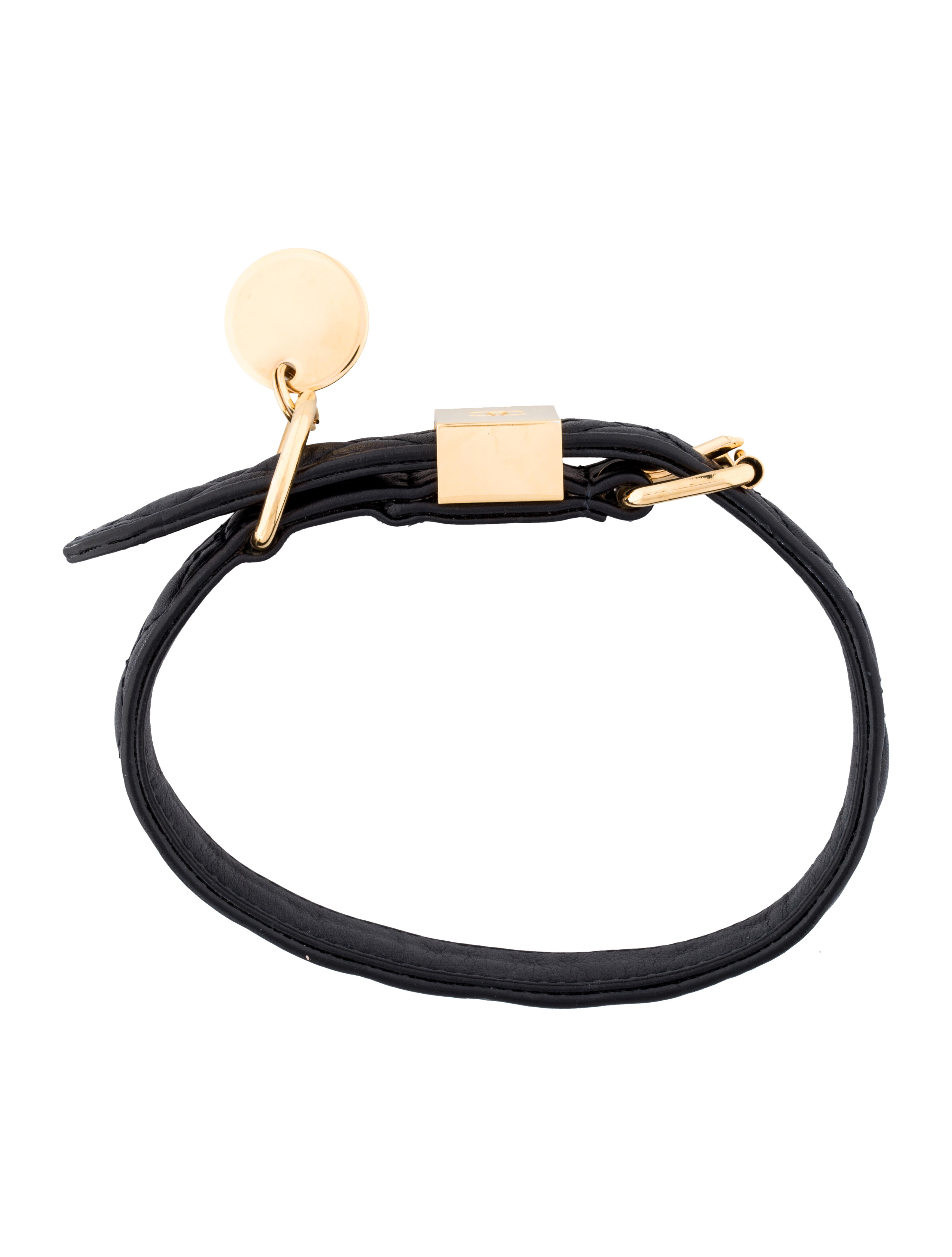 Chanel Quilted Dog Collar Decor And Accessories CHA54119 The RealReal