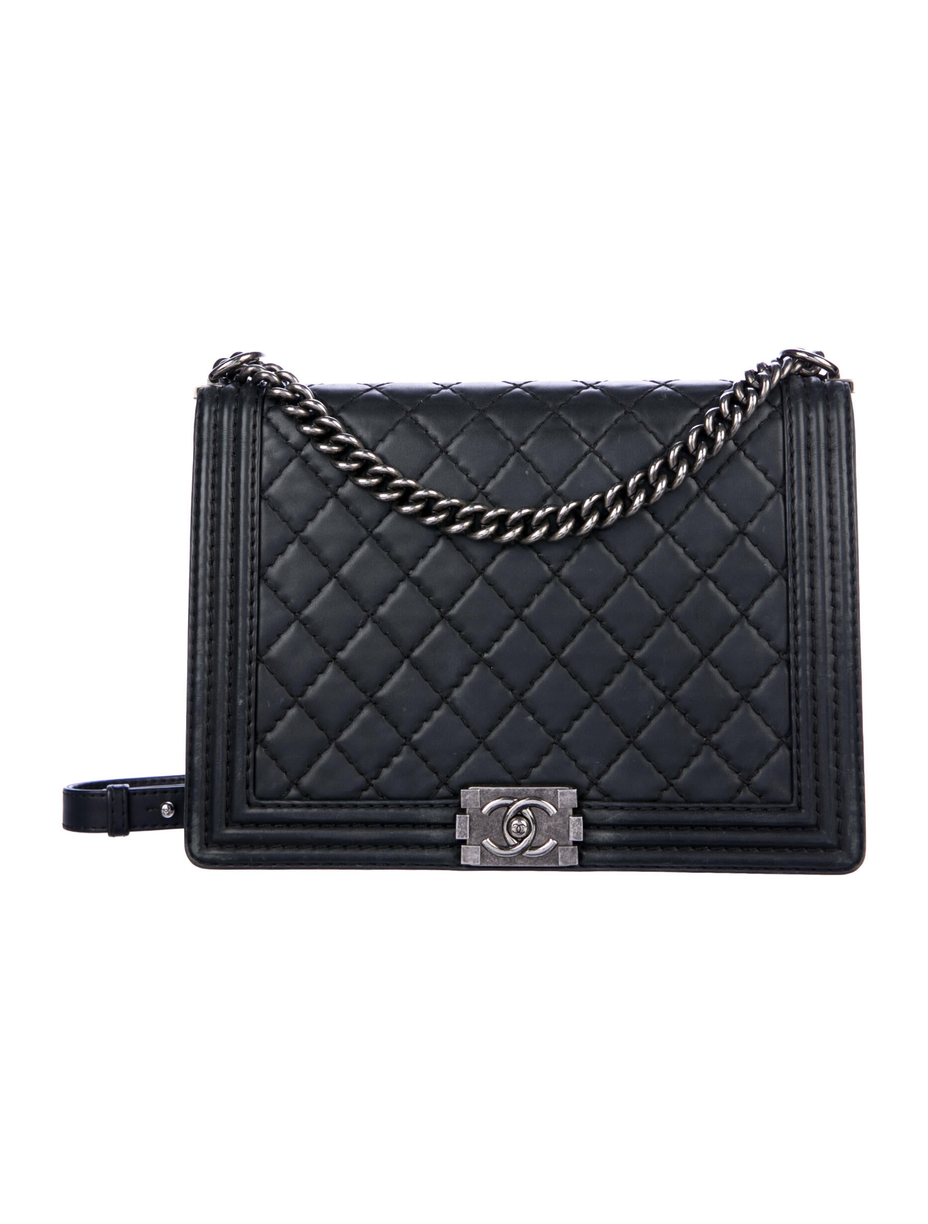 used chanel boy bag