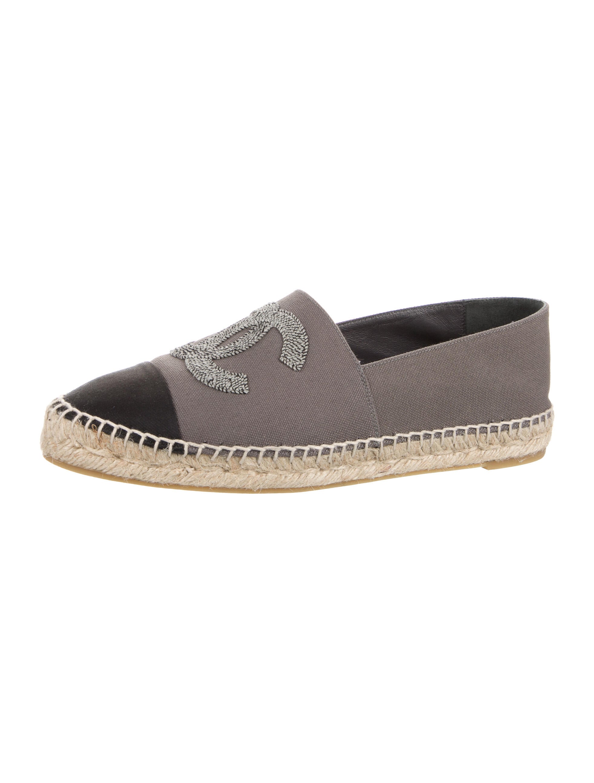 Chanel CC Metallic Tweed Cap-Toe Espadrilles - Shoes - CHA250698 | The  RealReal