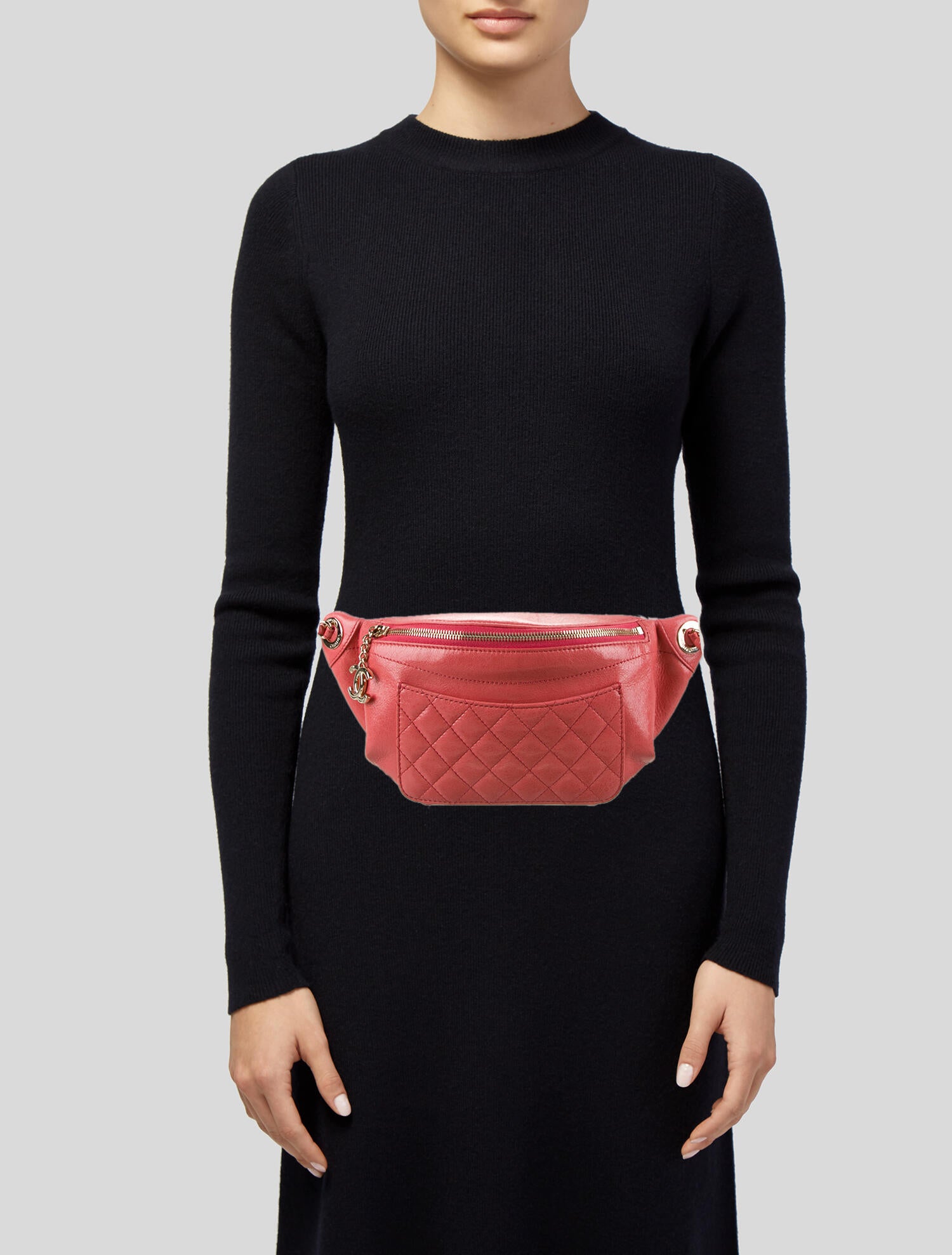 chanel fanny pack 2018