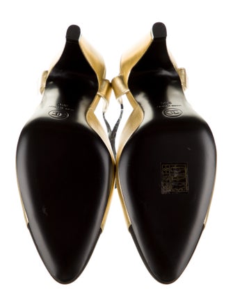 Chanel 2020 Interlocking CC Logo Slingback Pumps