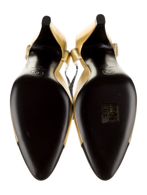 Chanel 2020 Interlocking CC Logo Slingback Pumps