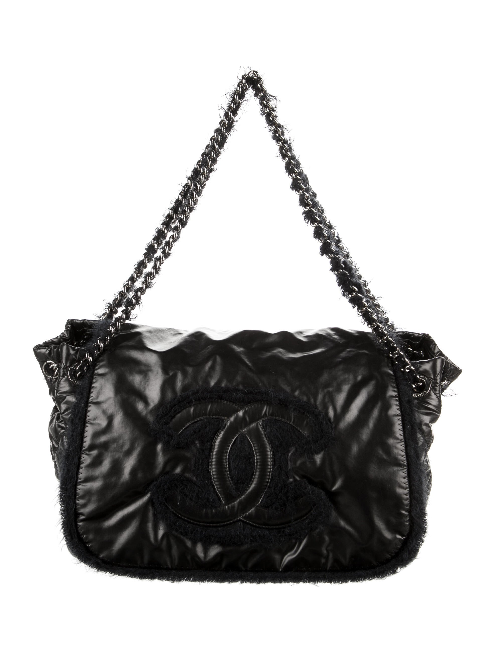 CHANEL バック CHANEL XXL Black Lambskin Leather Flap Shoulder Bag