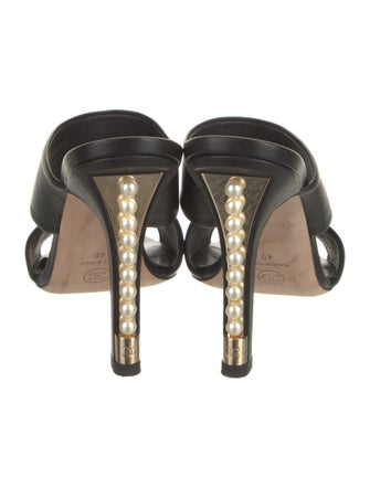 Chanel 2017 Faux Pearl Accents Slides