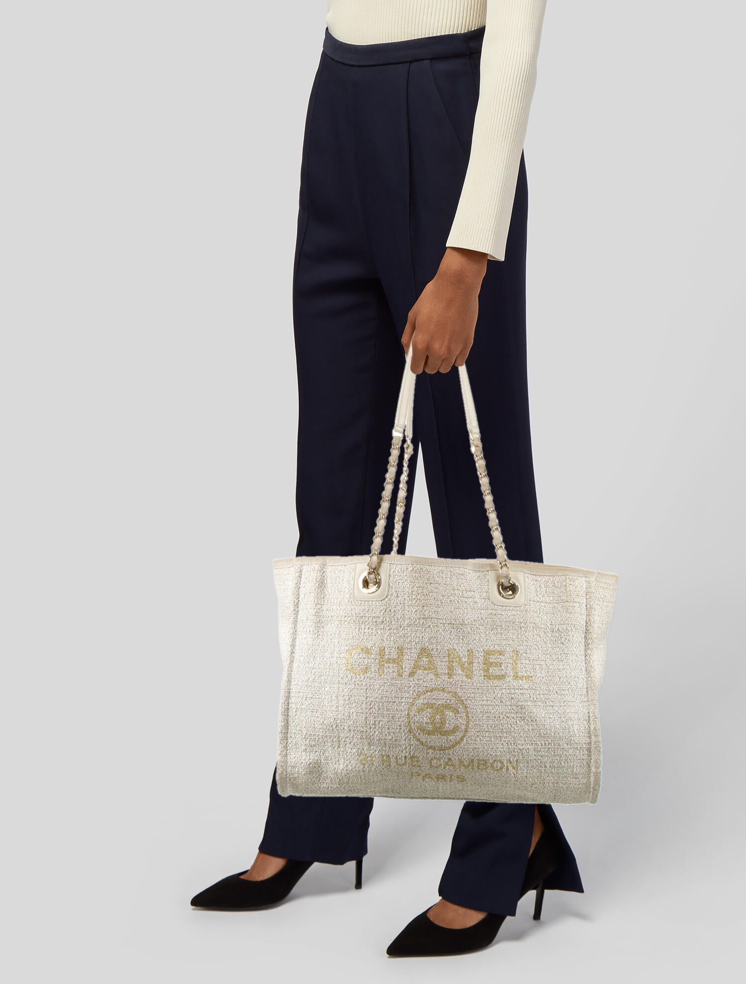 chanel deauville tote 2019