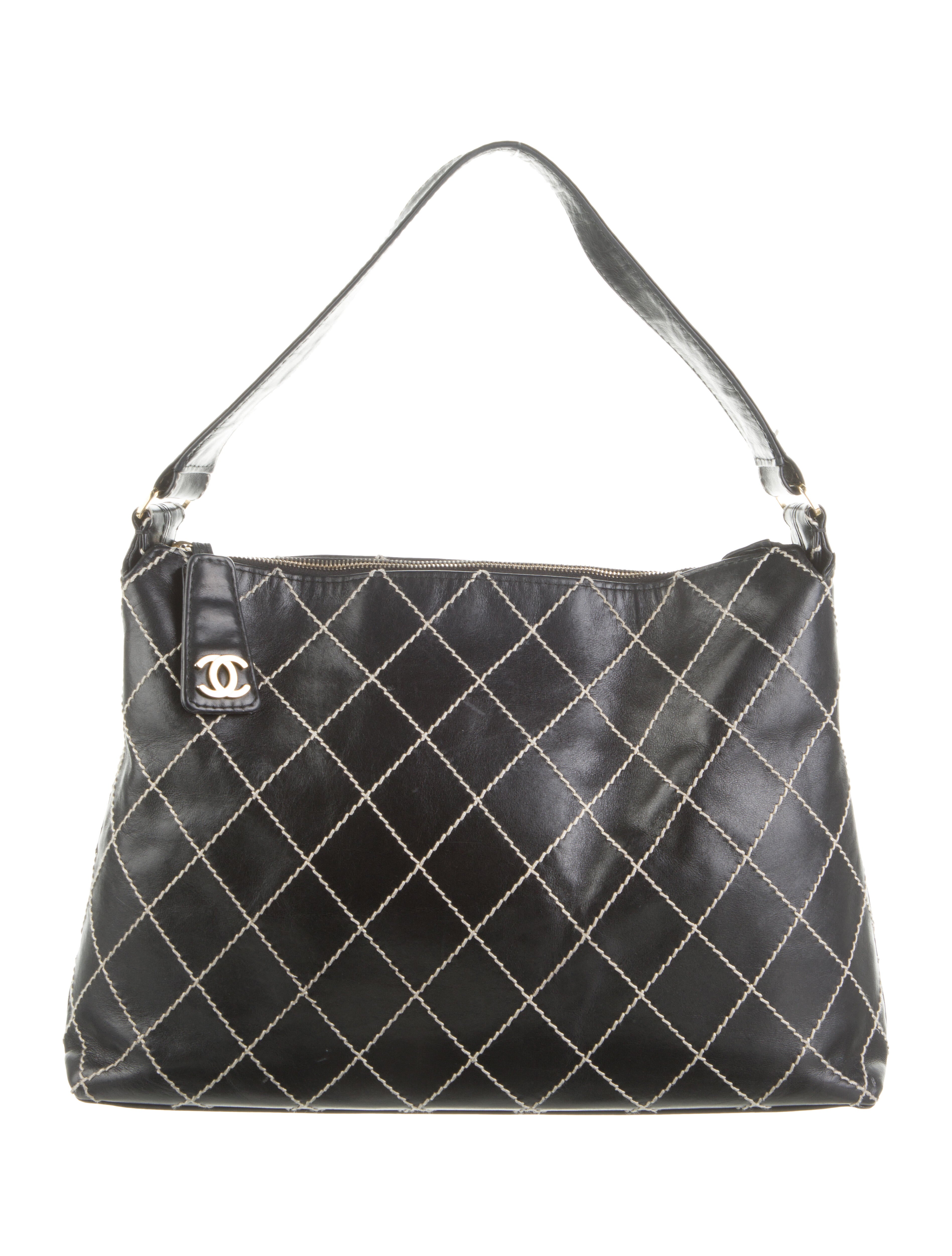 Chanel Surpique Zip Hobo