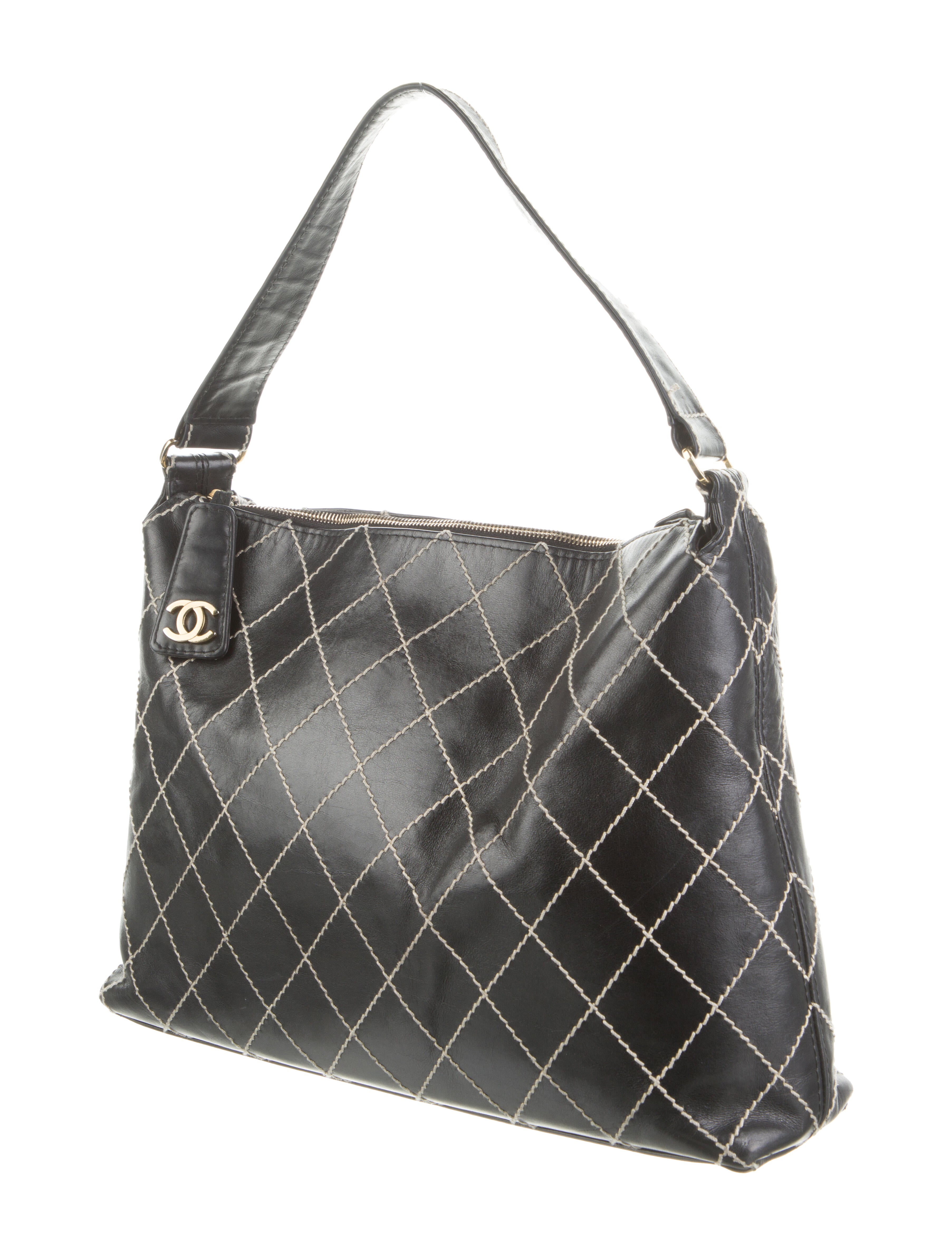 Chanel Surpique Zip Hobo