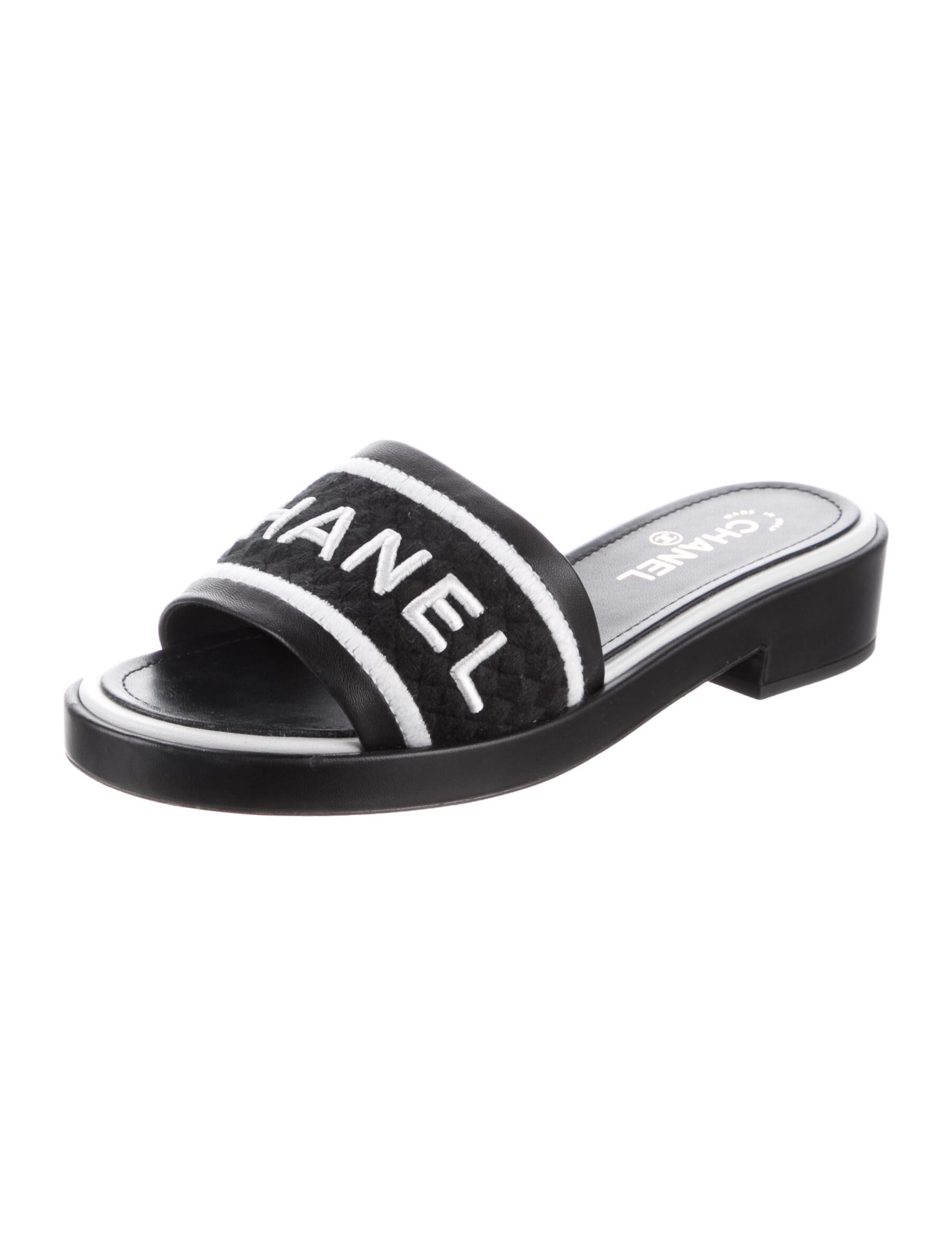 Chanel 2021 Interlocking CC Logo Slides