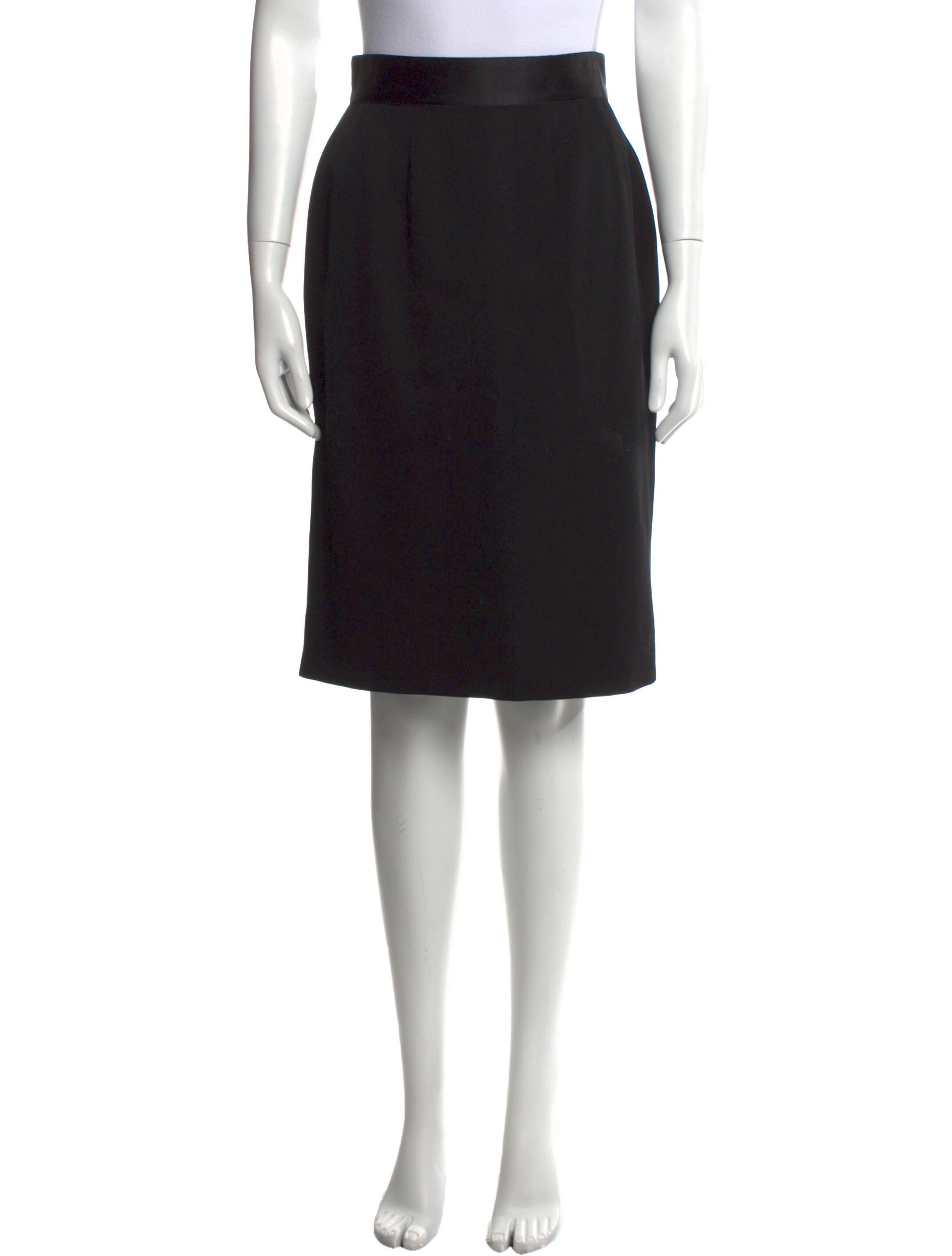 Chanel Vintage Knee-Length Skirt