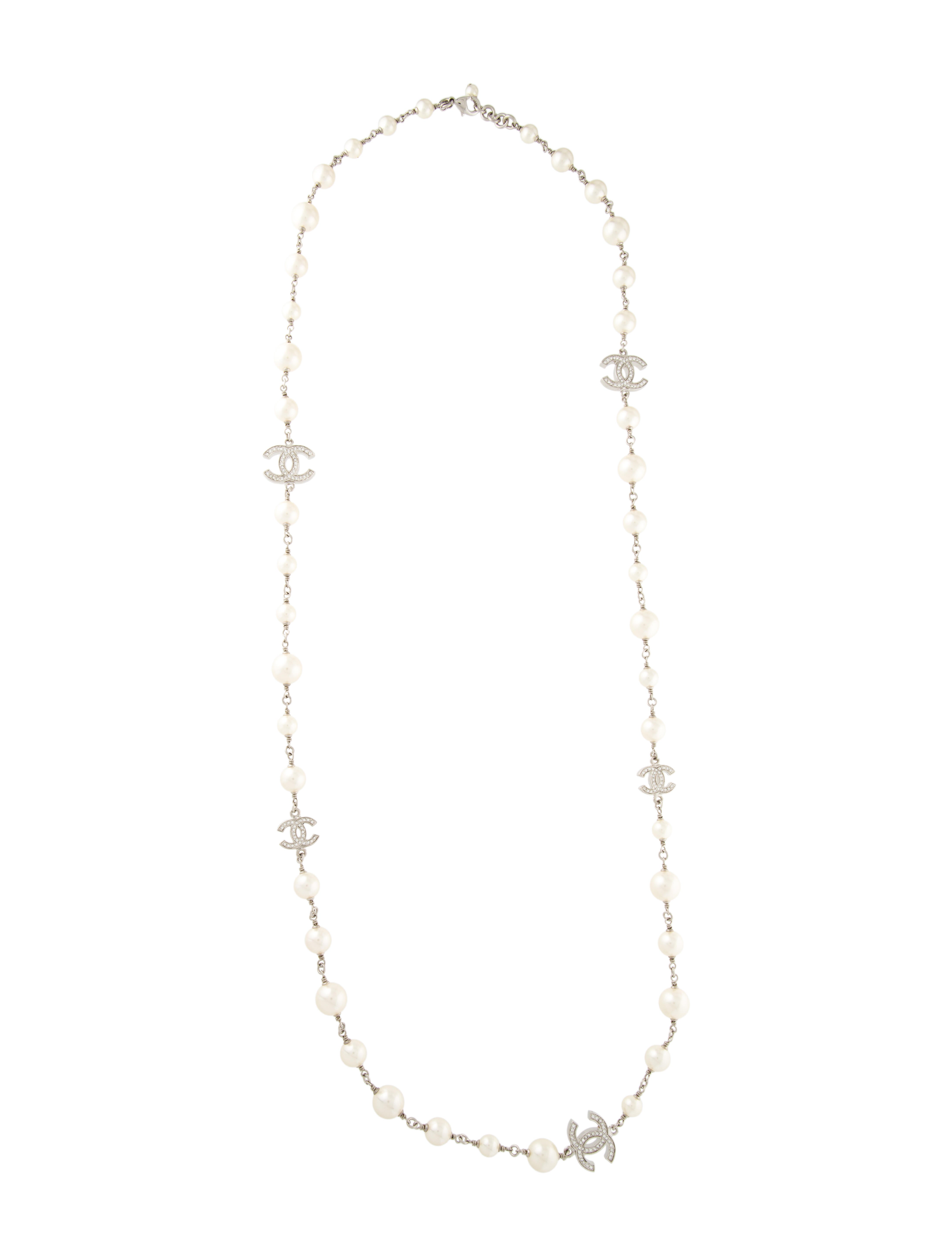 Chanel Faux Pearl & Strass CC Necklace