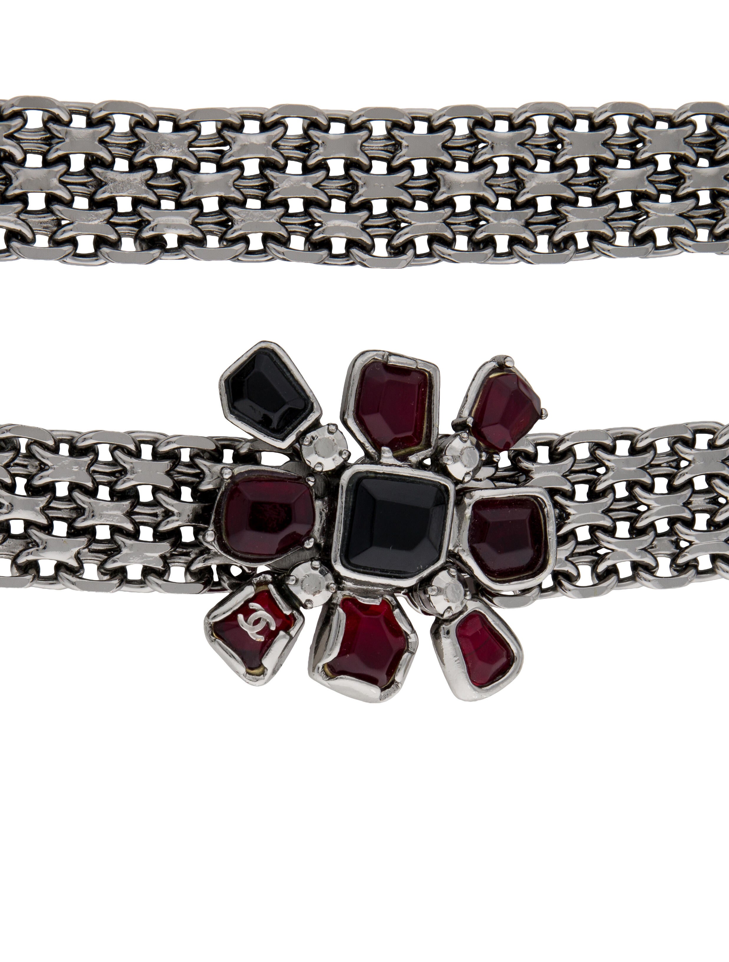CHANEL 25S CHAIN BELT IN SILVER METALLIC 614405