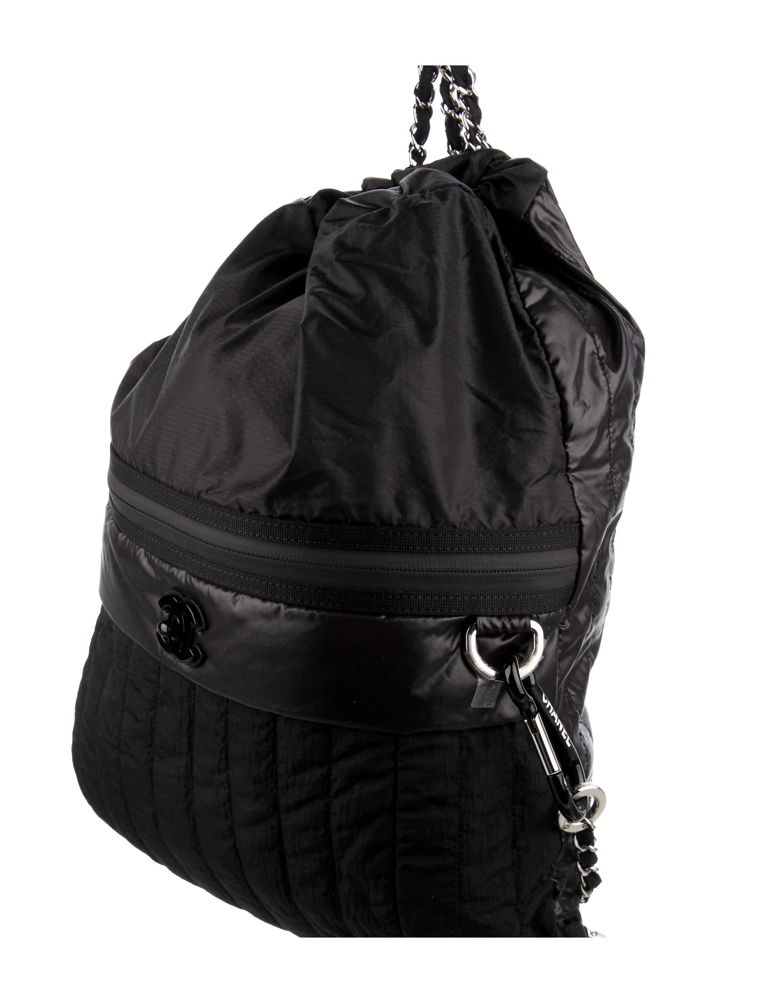 Chanel Rucksack Drawstring Pool Bag in Black Canvas. Chanel Canvas Vinyl Logo Print Pool Bag Black Cloth ref  main image 2