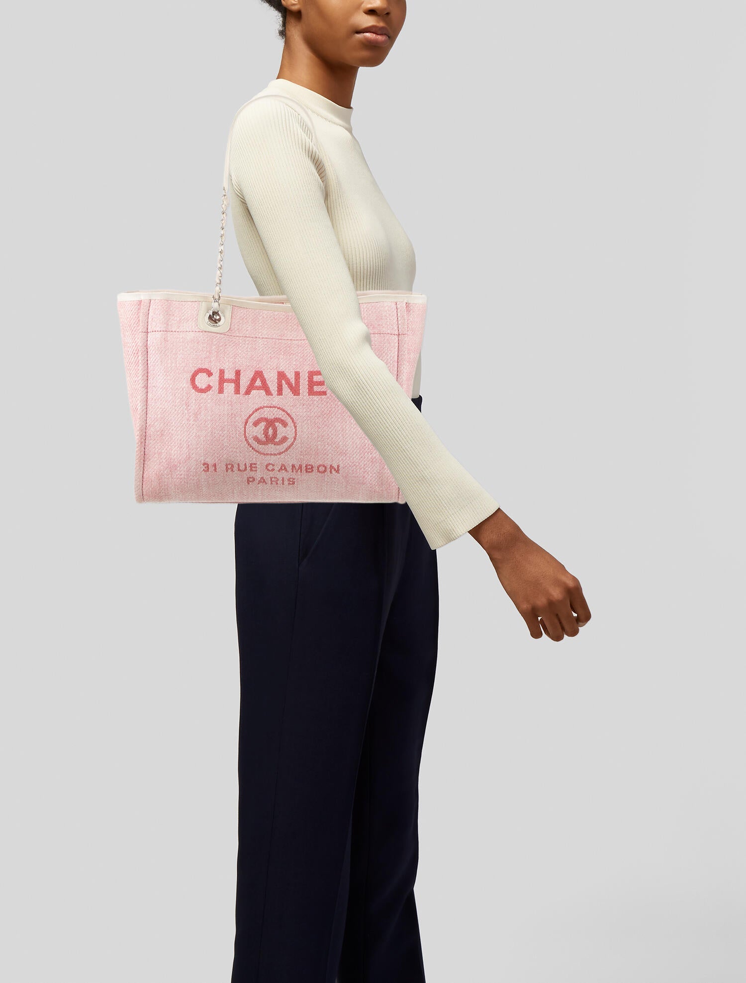 chanel small shopper