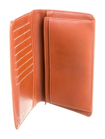 Chanel Timeless Yen Interlocking CC Logo Continental Wallet