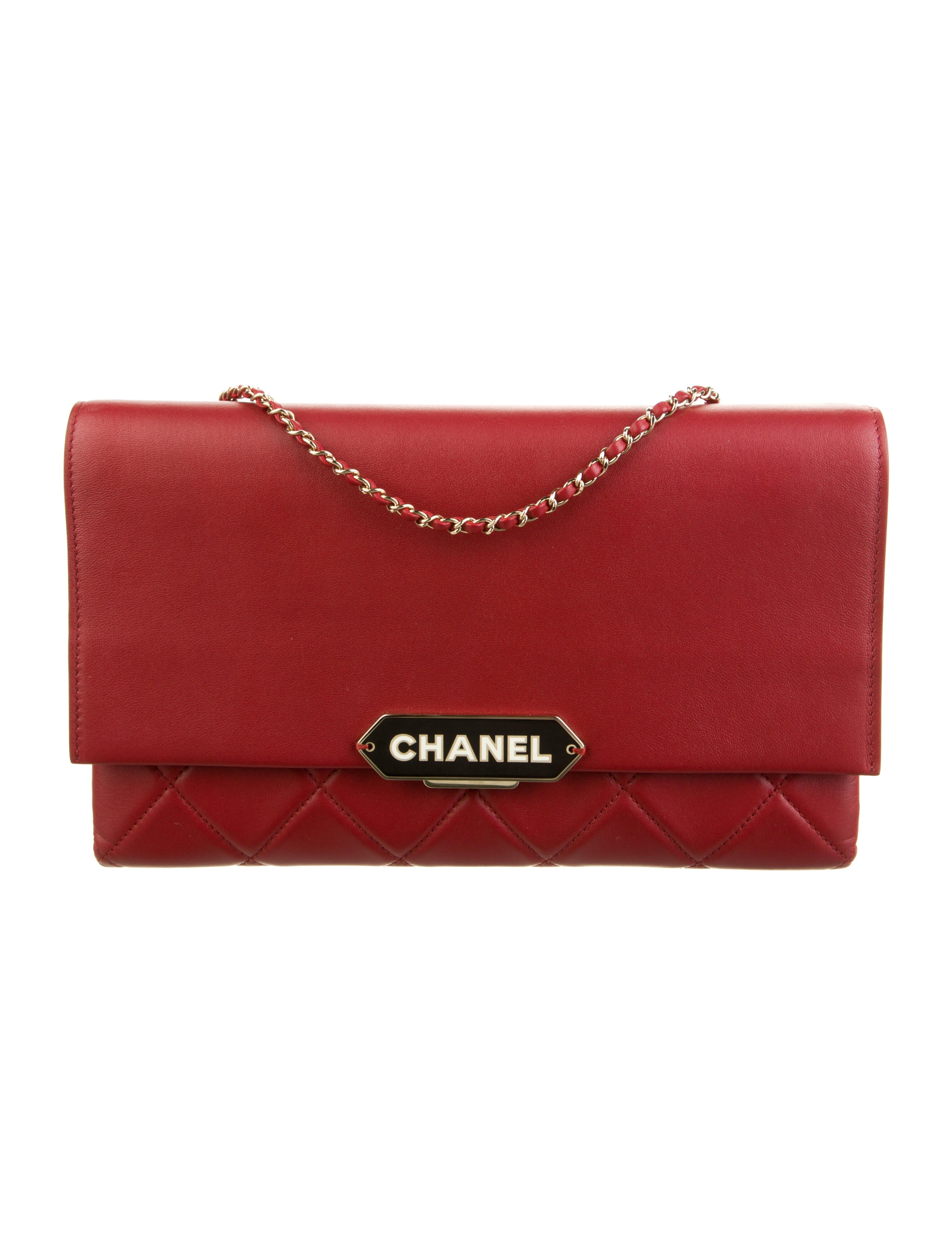 Chanel Timeless Clutch Red Clutches, Handbags CHA98150 The RealReal